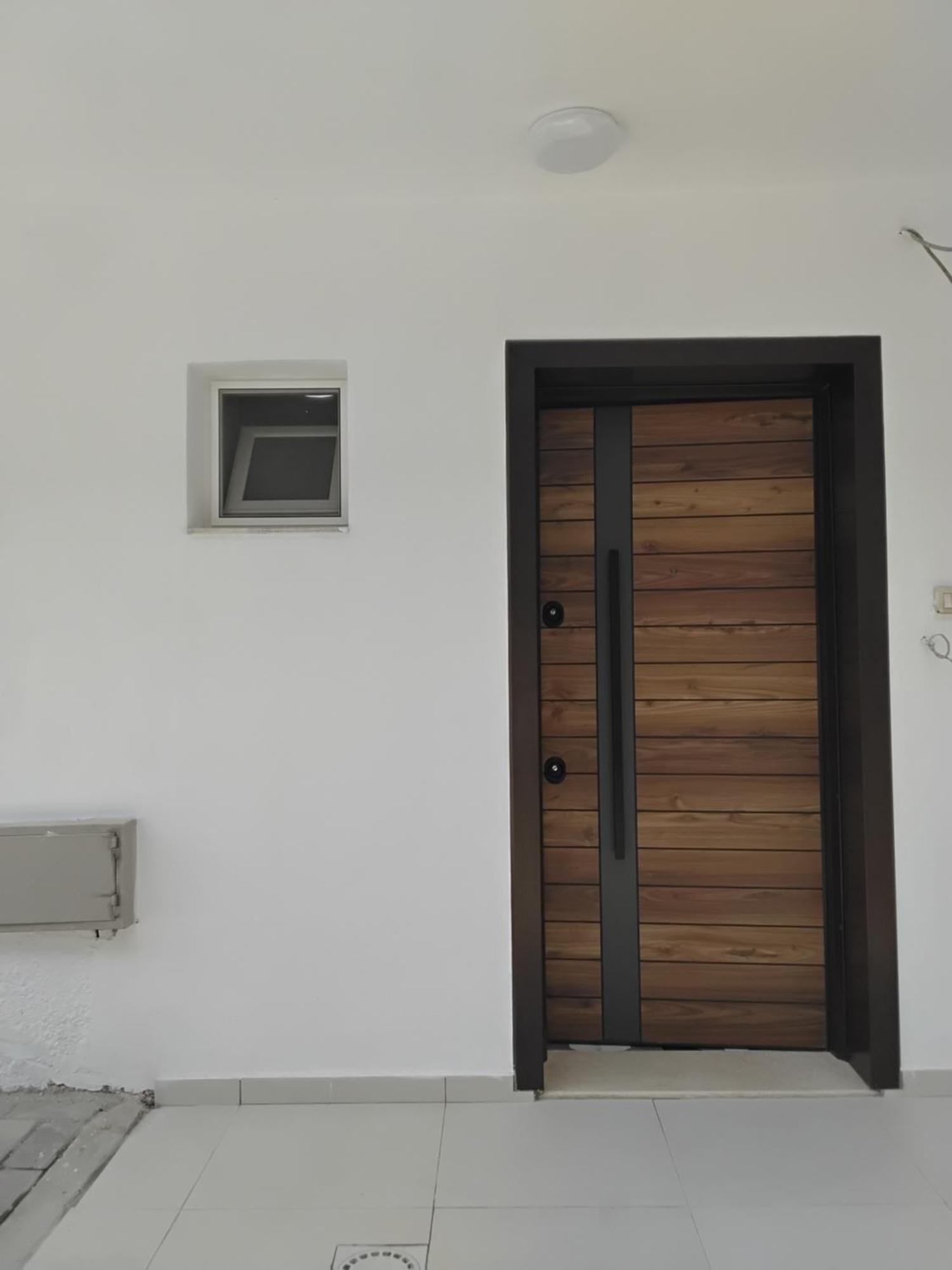 Cozy Centrally Located For Up To Three Or Four Guests Family 10 Min Walk From Center Leilighet Tiranë