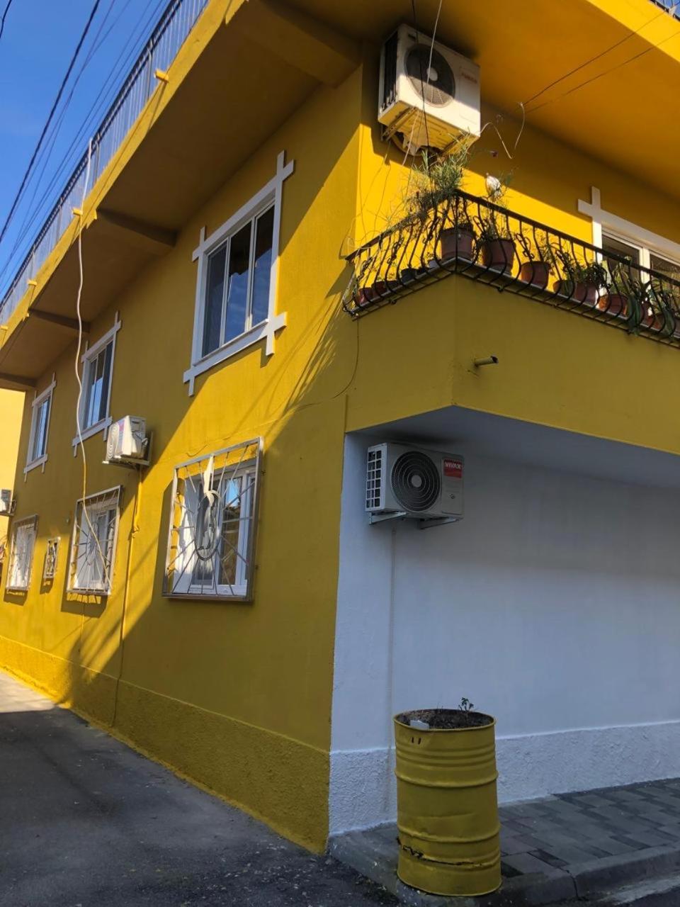 Cozy Centrally Located For Up To Three Or Four Guests Family 10 Min Walk From Center Leilighet